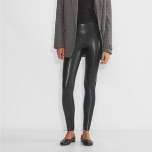 Aritzia leggings new out of package.